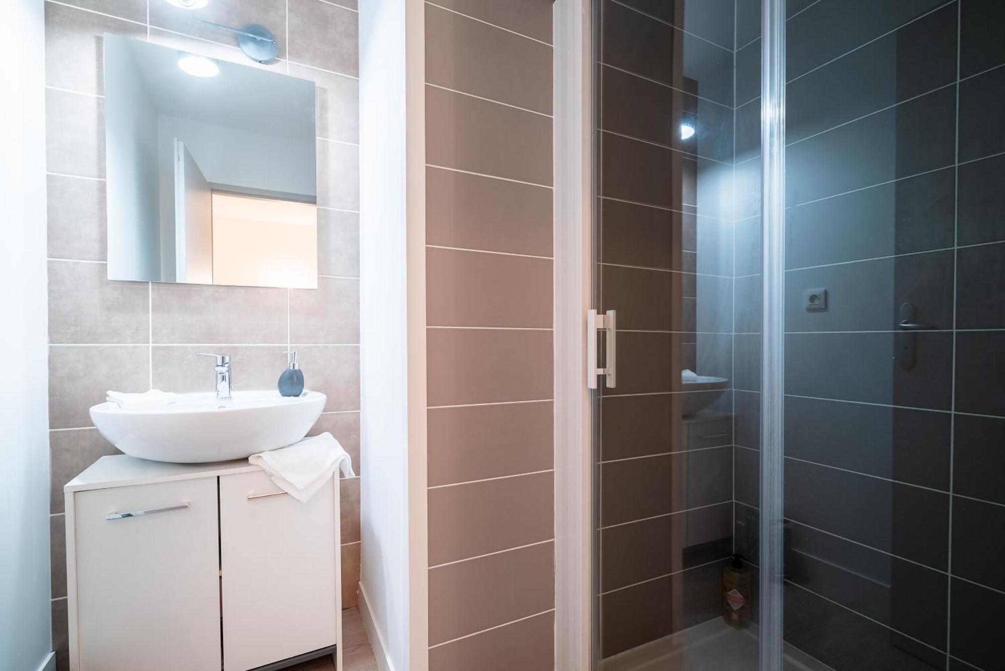 Mon Appart'Hotel - Gare De Limoges - Duplex 2 Chambres - Parking En Supp Exterior photo